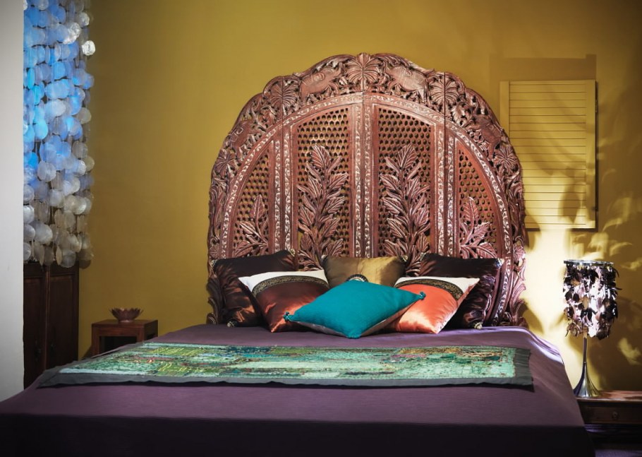 Напольные подушки в интерьере