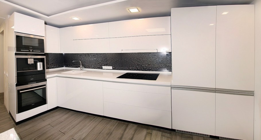 Белые кухни