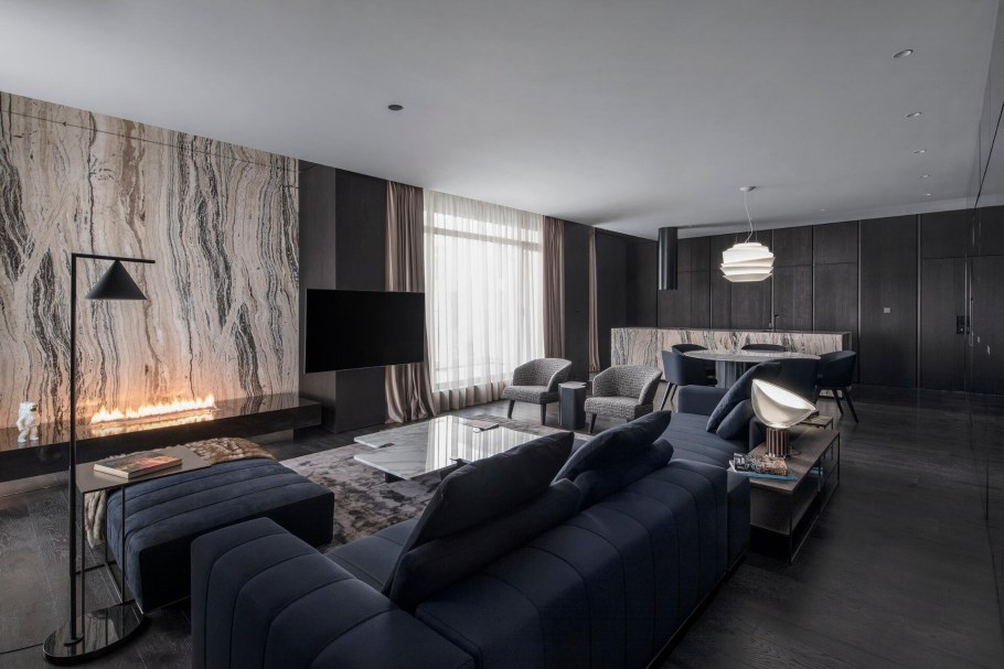 Красивый потолок в студии