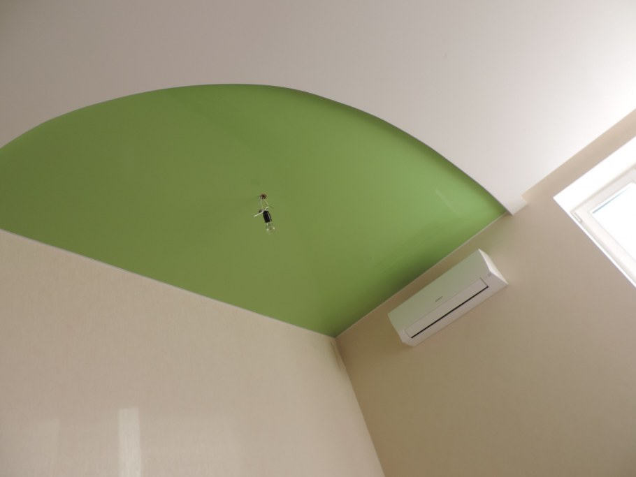 Светящийся натяжной потолок