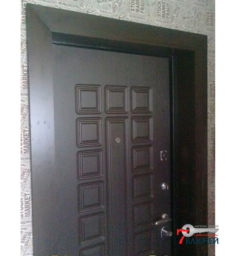 Обрамление проема входной двери