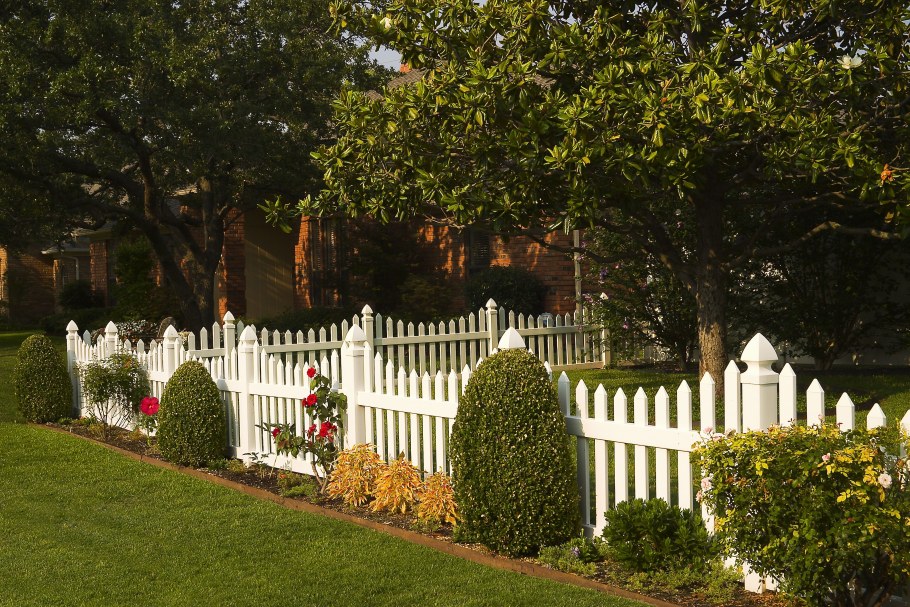 Английский белый забор