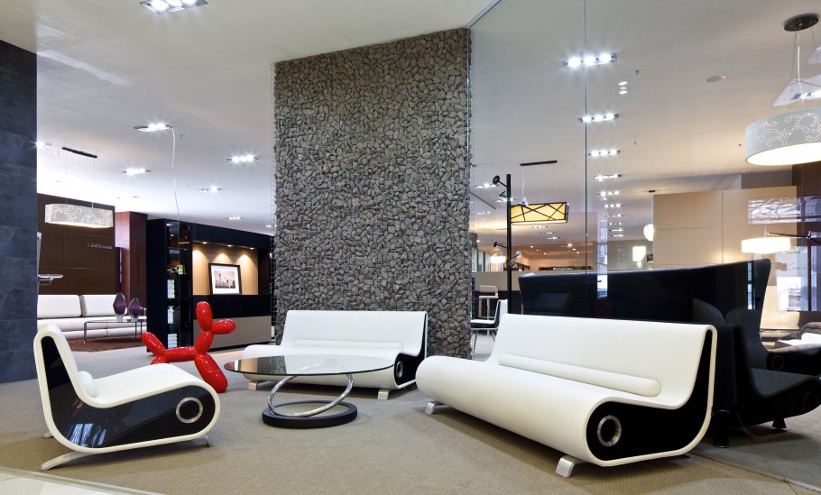 Хол мебельного магазина