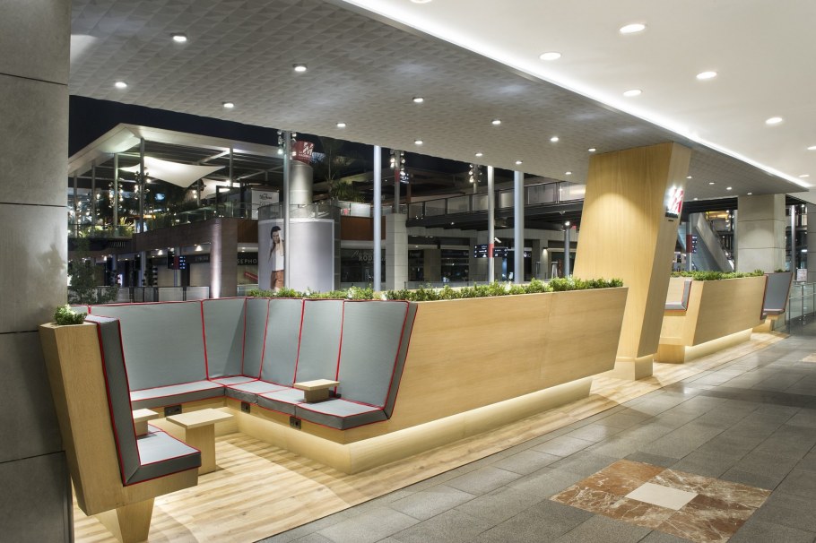 Уютная кухня гостиная в частном доме