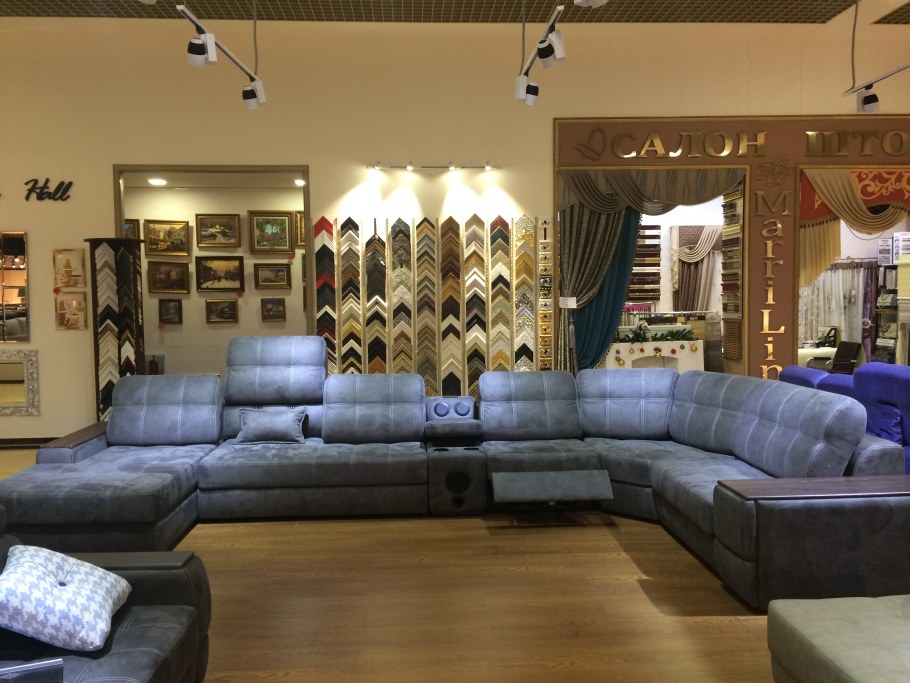 Красивая расстановка в гостиной