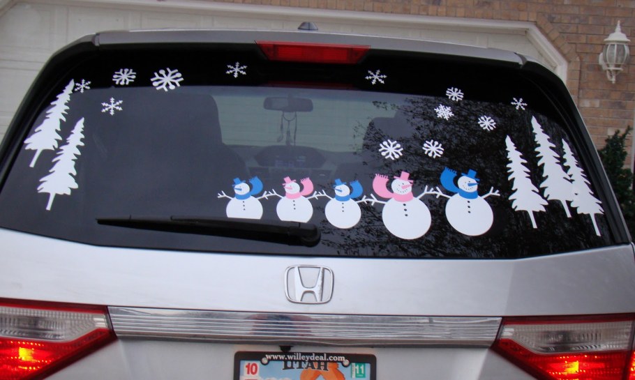 Украшение авто к новому году