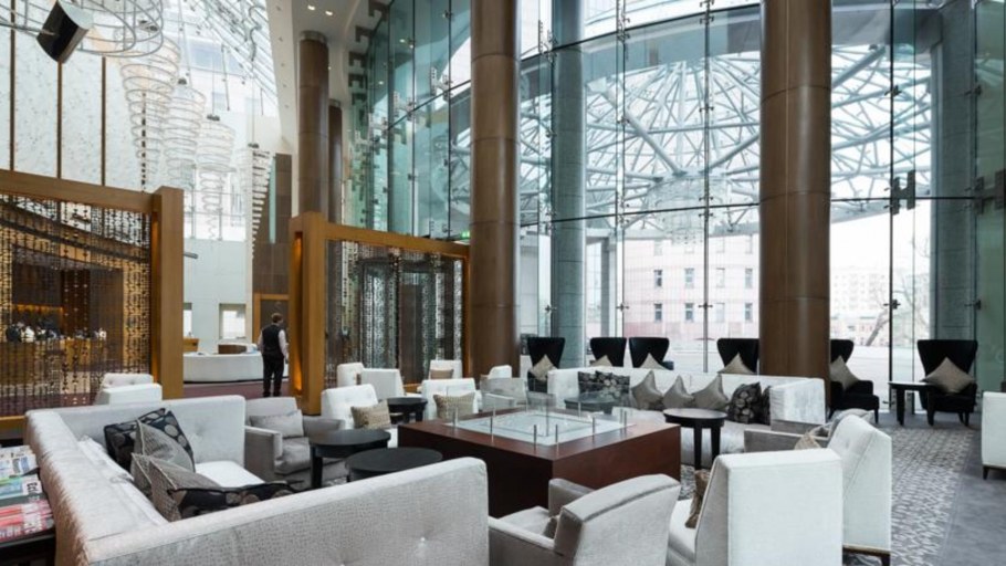 Свиссотель красные холмы лобби