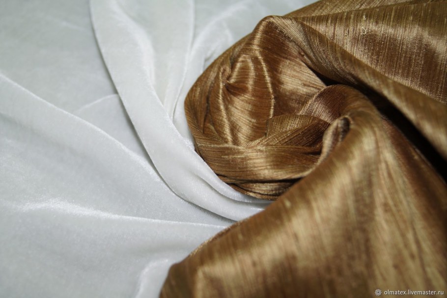 Фиолетовый шелк