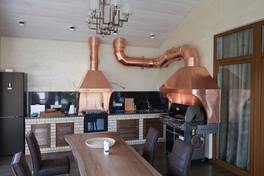 Медные сантехнические трубы в интерьере