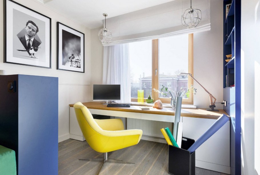 Рабочее место в квартире студии