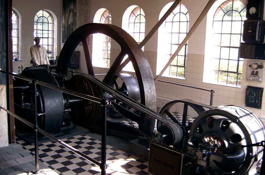 Паровая машина Петербург