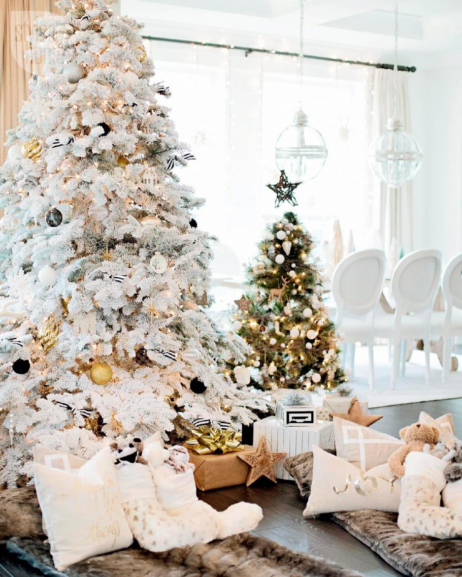 Стильные новогодние украшения интерьера