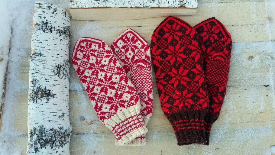 Варежки с орнаментом