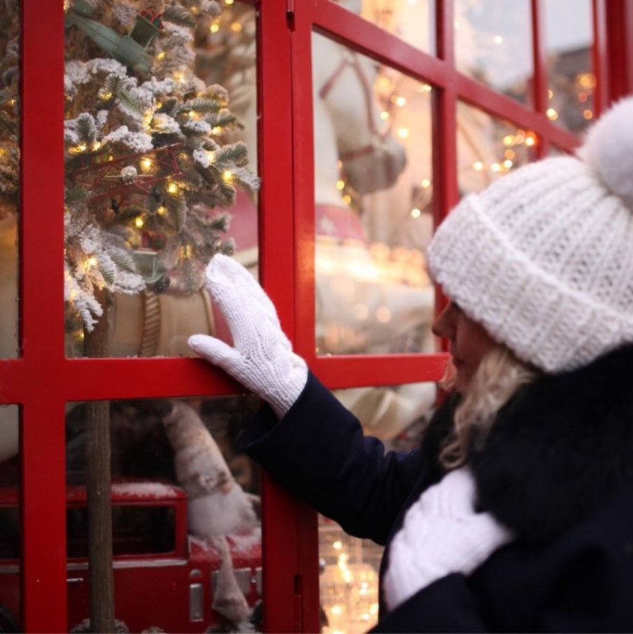 Чтобы новый год не встречать в рукавичках