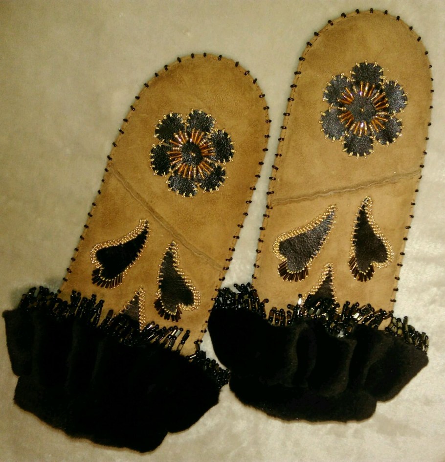 Дизайнерские рукавицы