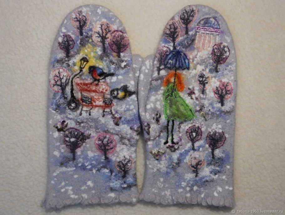 Детские валяные варежки