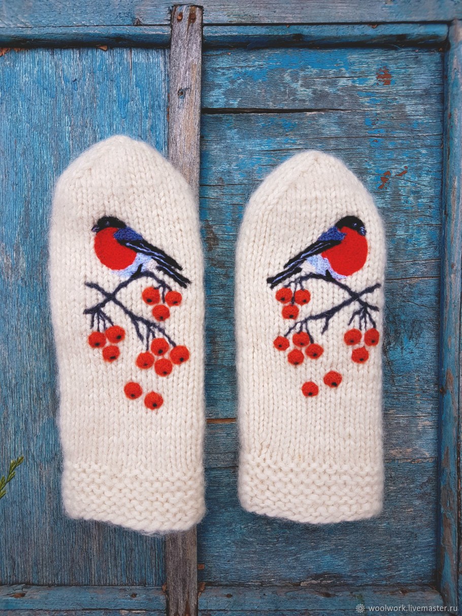 Варежки со снегирями
