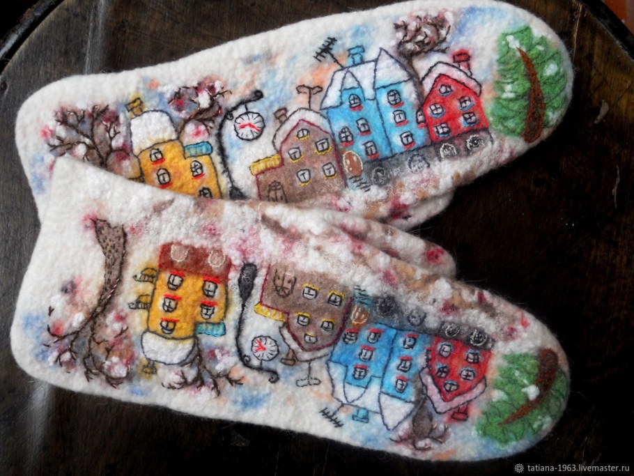 Варежки валяные зимний узор