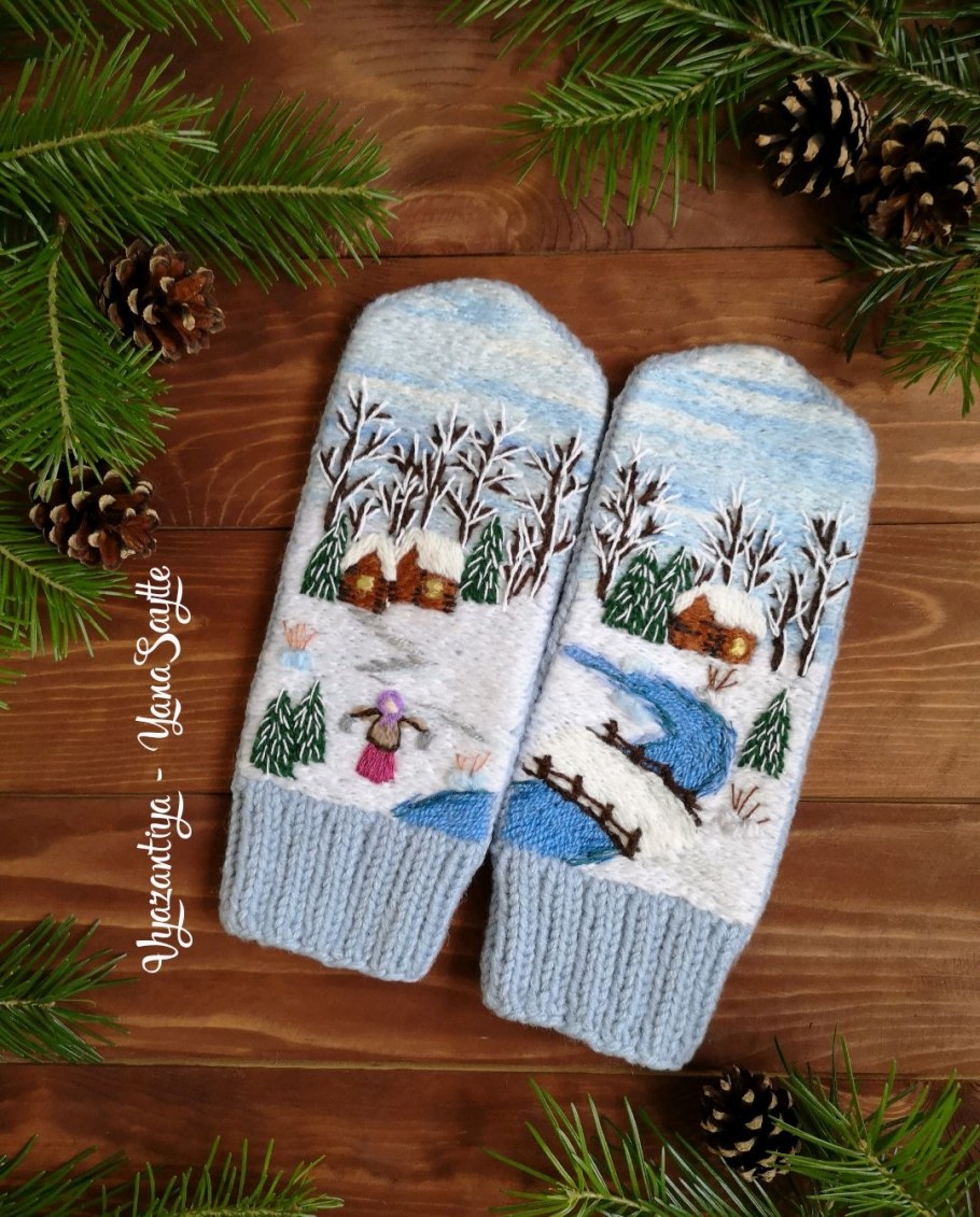 Вышитые варежки