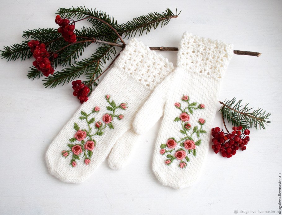 Вязаные рукавицы