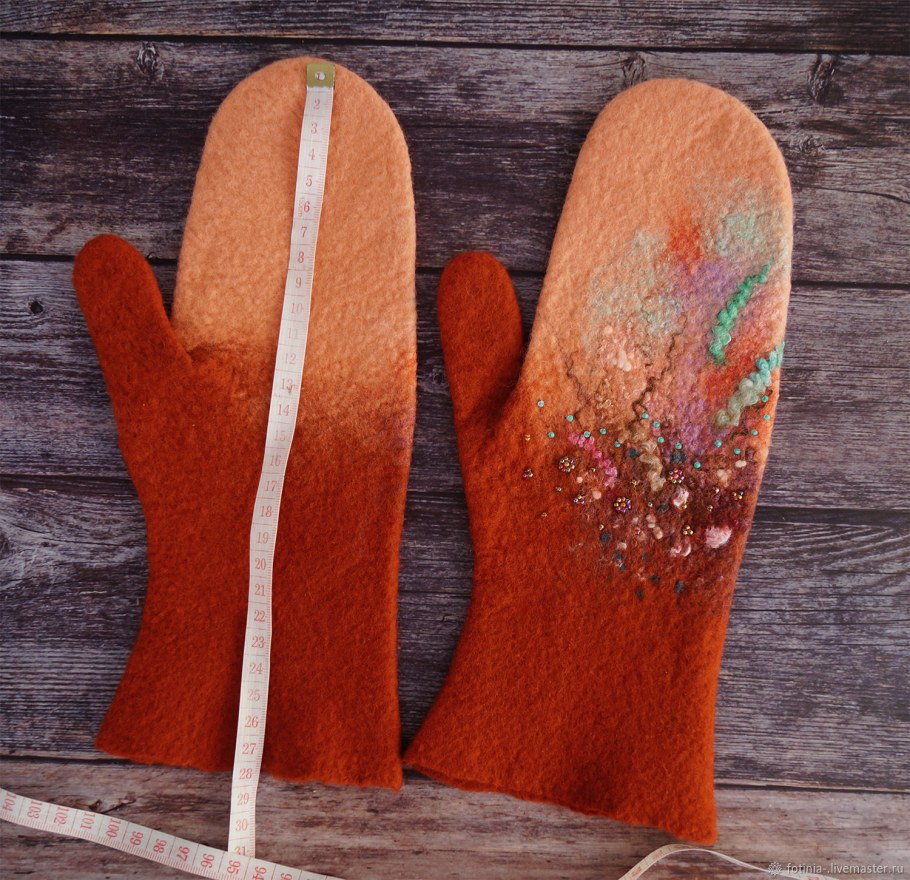 Сваленные варежки