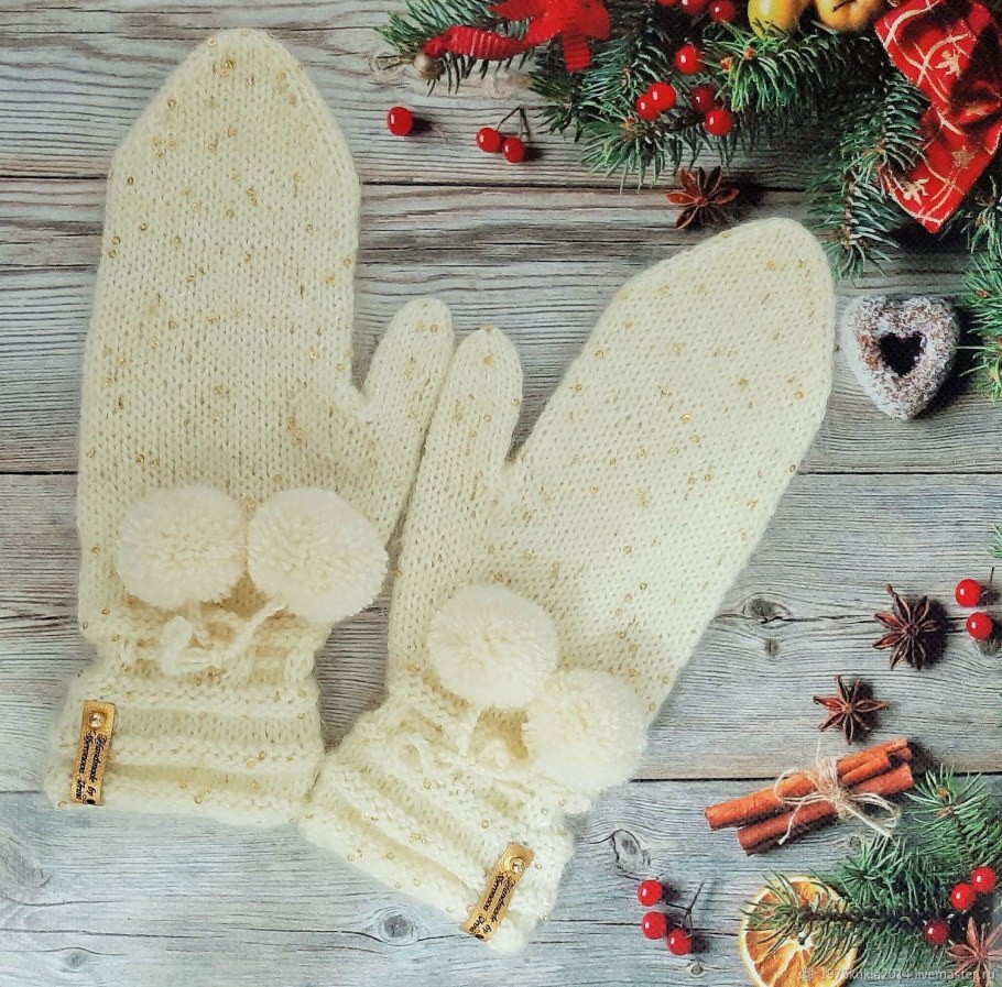 Необычные варежки