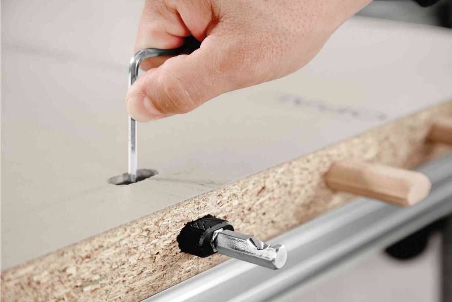 Соединитель Фестул для мебели