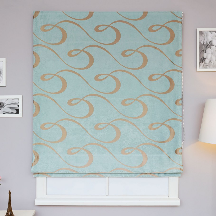 Современная Римская штора в гостиной