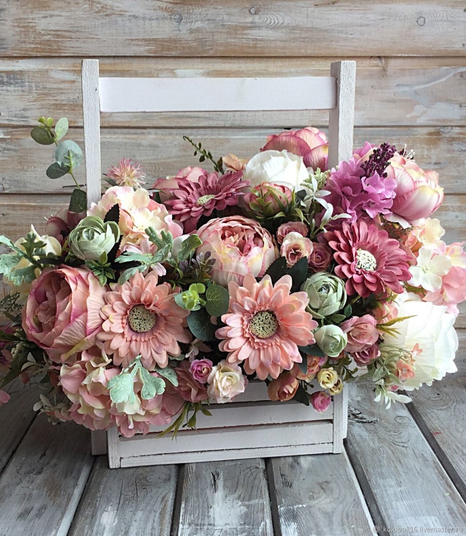 Искусственные пионы для интерьера