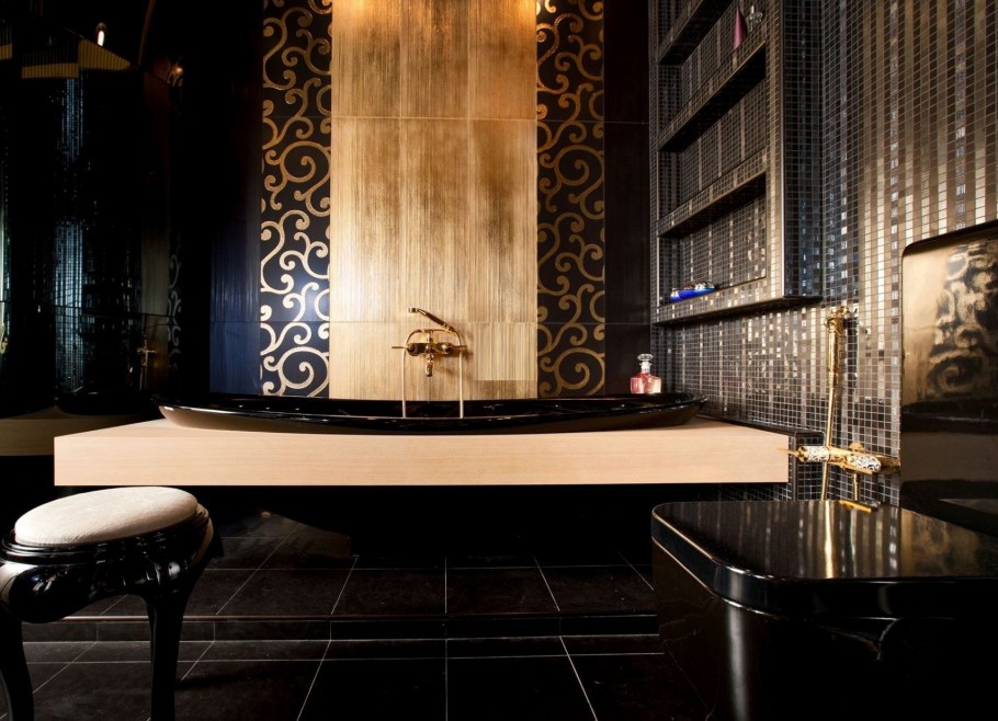 Плитка черная с золотом