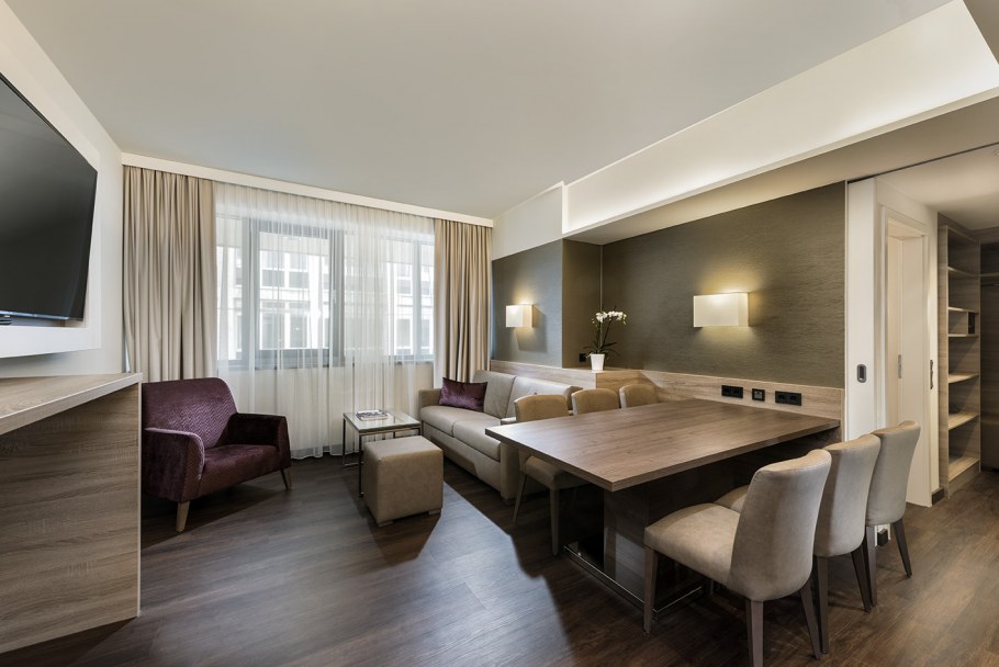 Гостиная бизнес класса