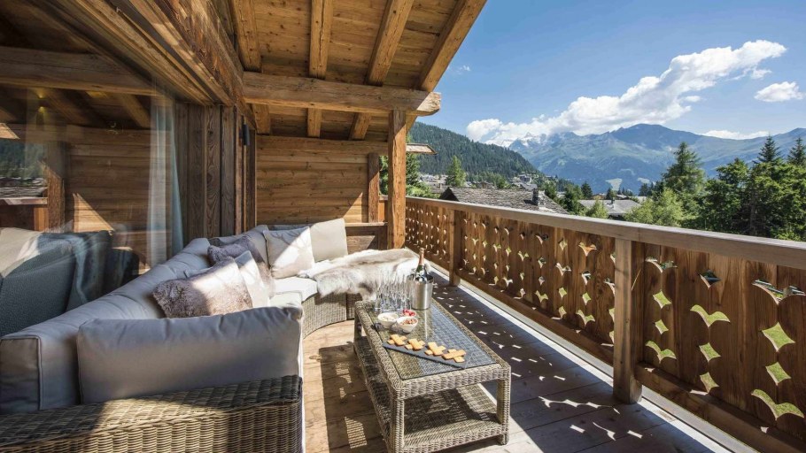 Chalet in Switzerland балкон