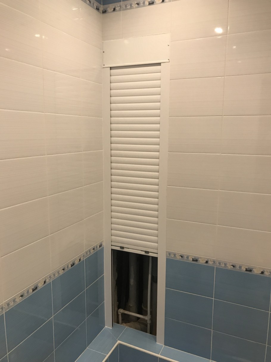 Сантехнический шкаф