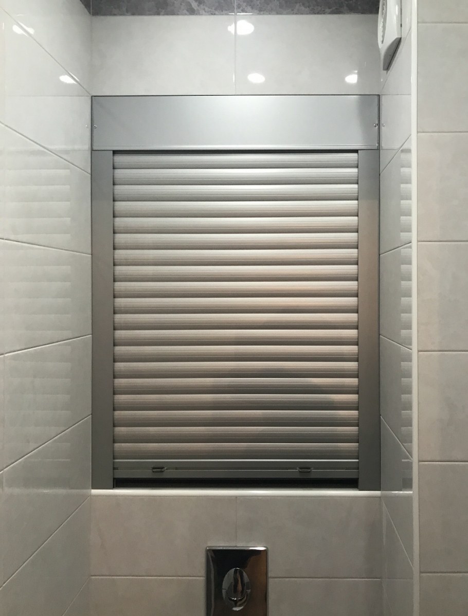 Сантехнические рольставни в ванную