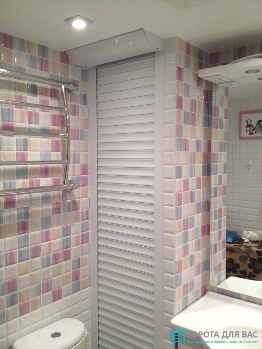 РОЛЬФ ставни в туалет за унитазом