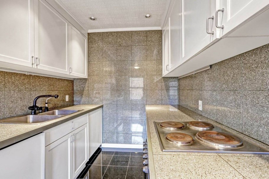 Дектон Аура