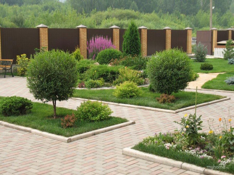 Парадная зона на участке