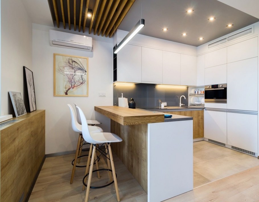 Кухонная зона в студии