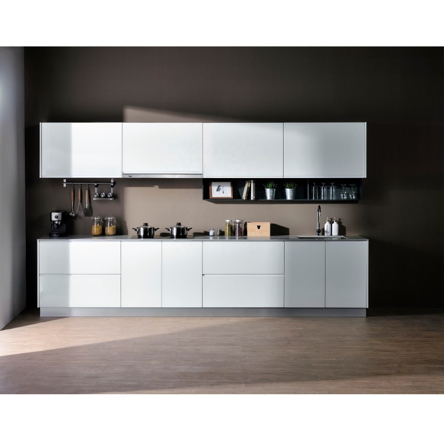 Кухня фронтально