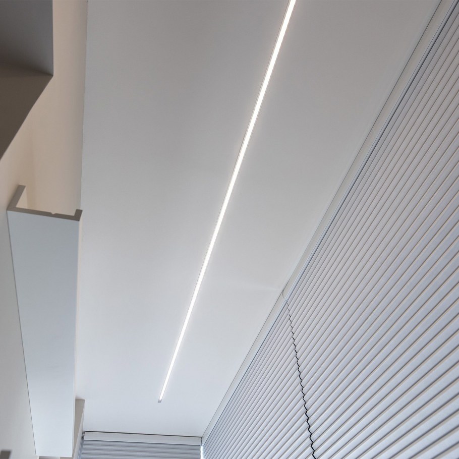 Светодиодная лента 220в на потолке с пультом