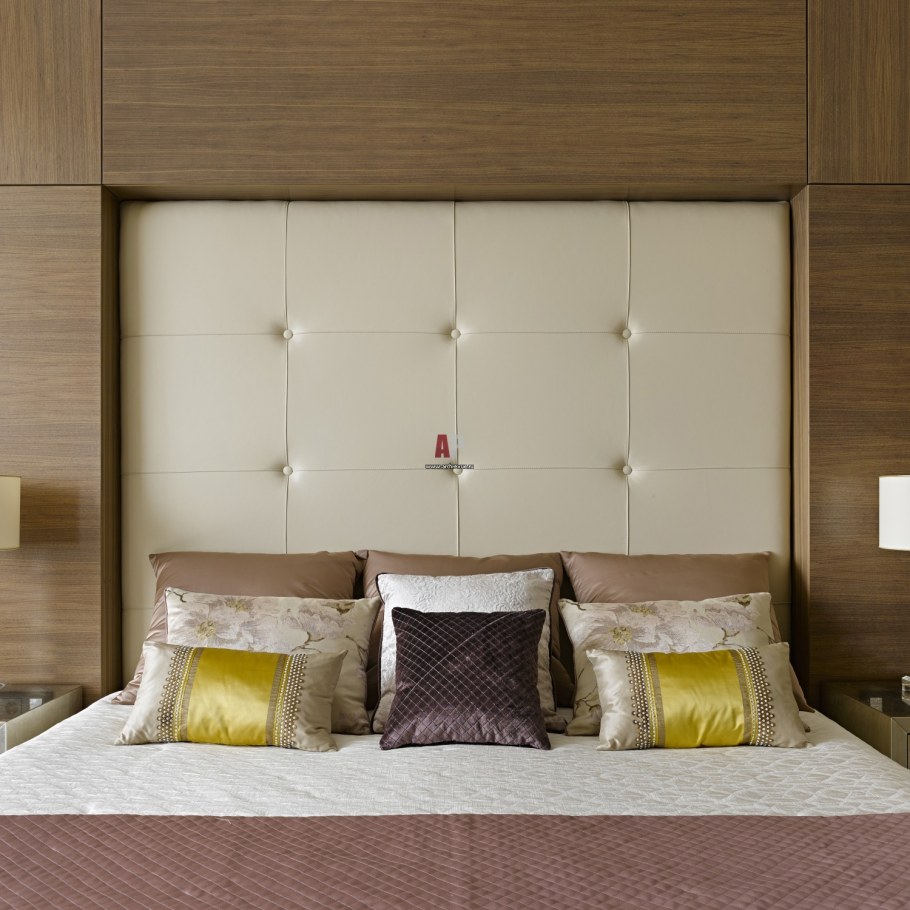 Деревянные рейки в интерьере спальни