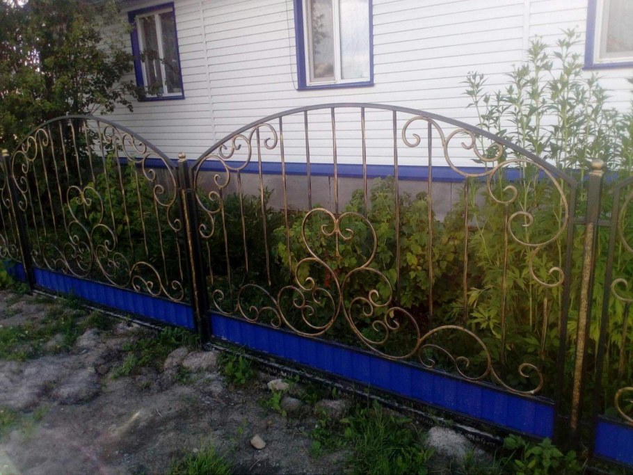 Кованый забор для палисадника