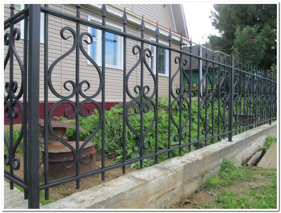 Палисадник металлический