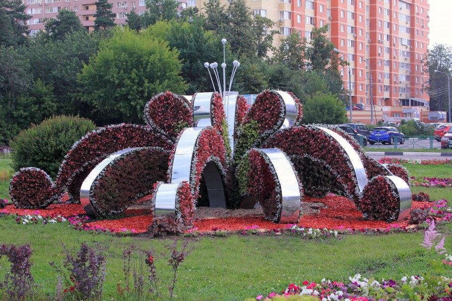 Объемные клумбы