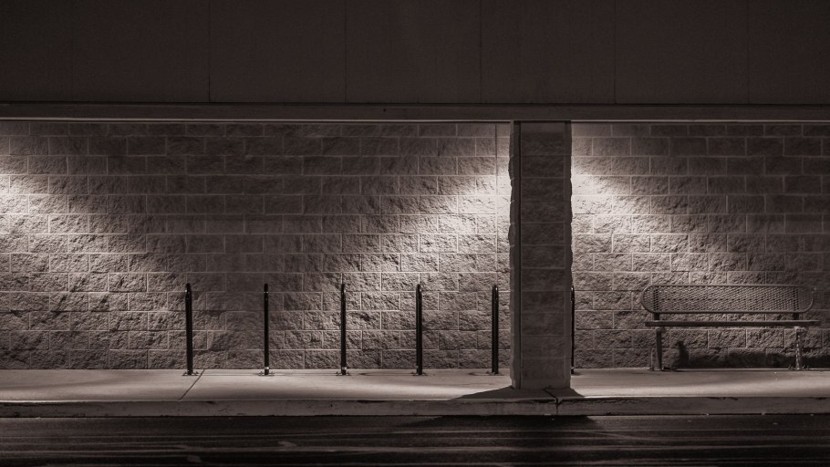 Стена с боку