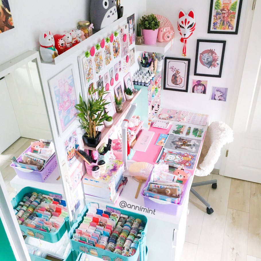 Декор рабочего места девочки