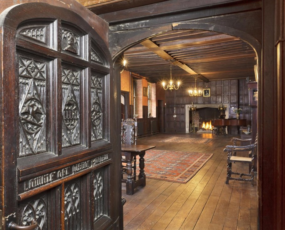 Особняк Тюдор Холл