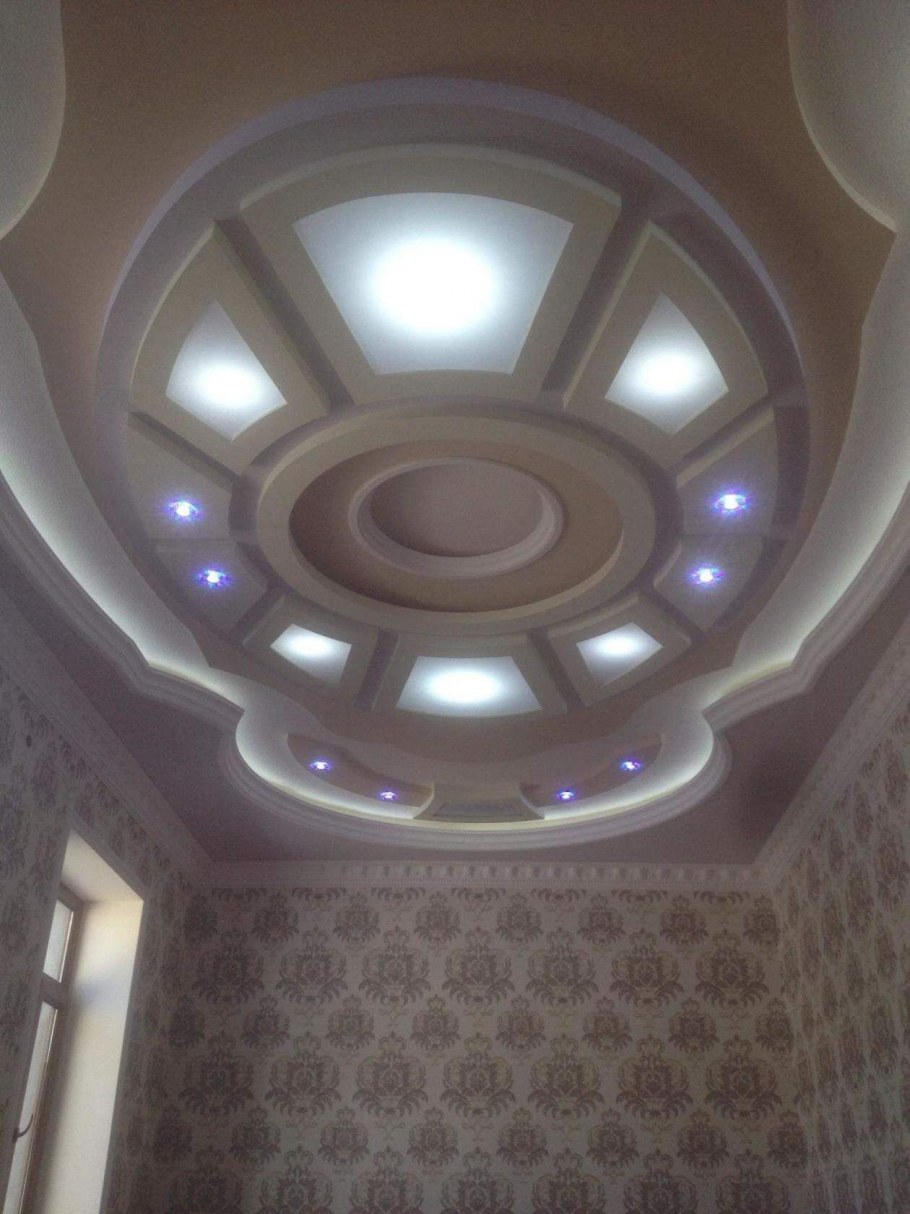 Фигурный потолок