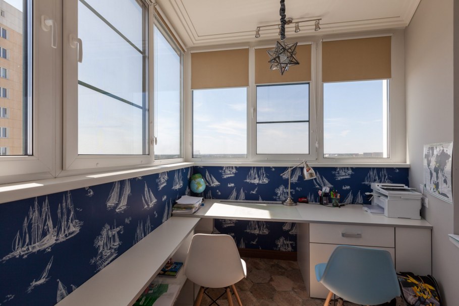 Рабочее место на лоджии