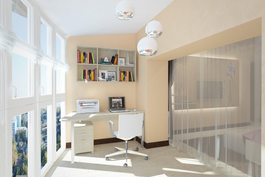 Рабочее место на маленьком балконе